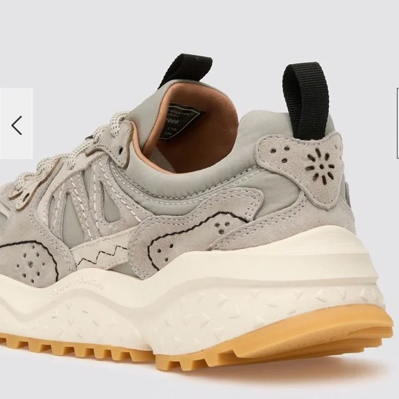 NWT Flower Mountain SOLIN UNI
Suede and technical fabric sneakers - Light grey - Picture 6 of 15